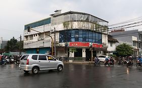 Bantal Guling Alun Alun Bandung